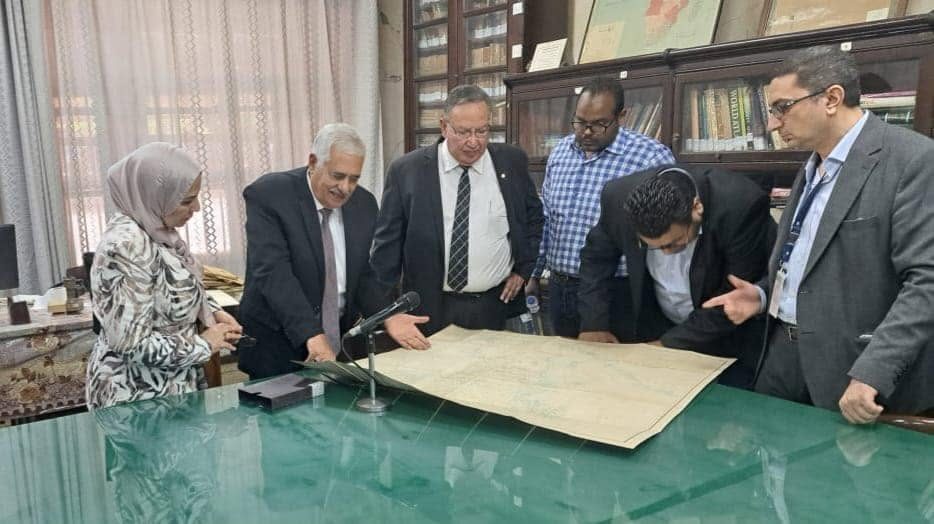 الجمعية الجغرافية المصرية ووزارة الاتصالات توقعان بروتوكولًا لرقمنة كنوزها العلمية