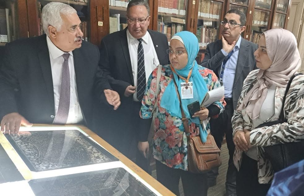 الجمعية الجغرافية المصرية ووزارة الاتصالات توقعان بروتوكولًا لرقمنة كنوزها العلمية