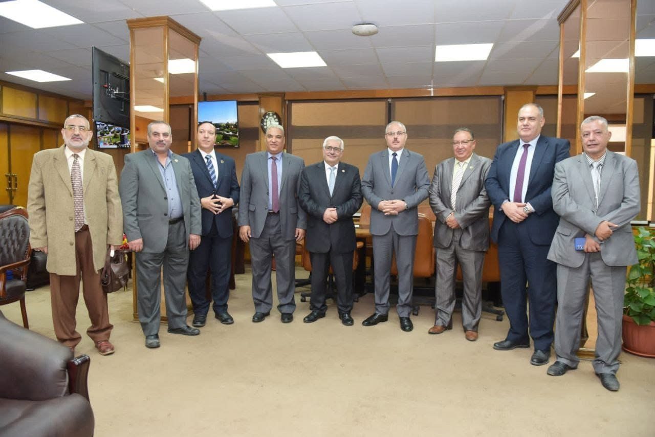 الجمعية الجغرافية المصرية تعزز تعاونها مع جامعة قناة السويس وتناقش "إقليم قناة السويس ومستقبل مصر"
